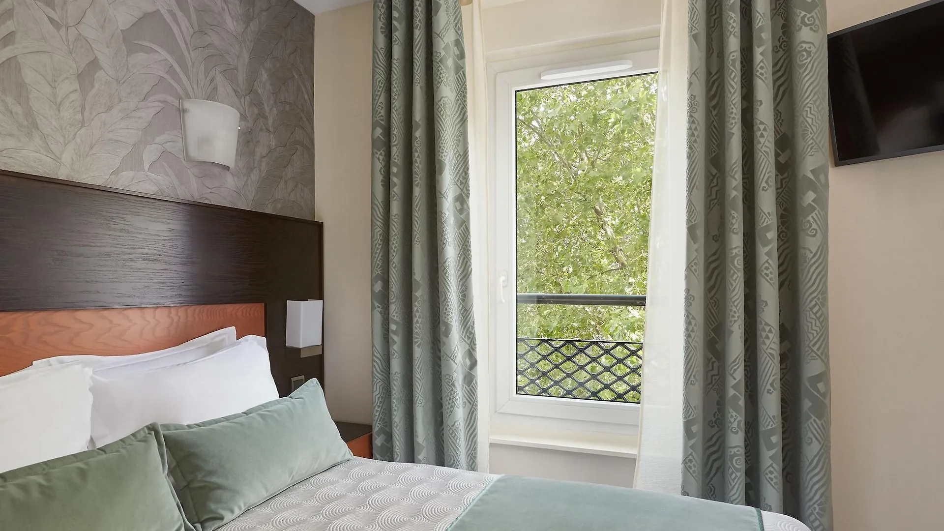 Hotel Raspail Montparnasse Paris