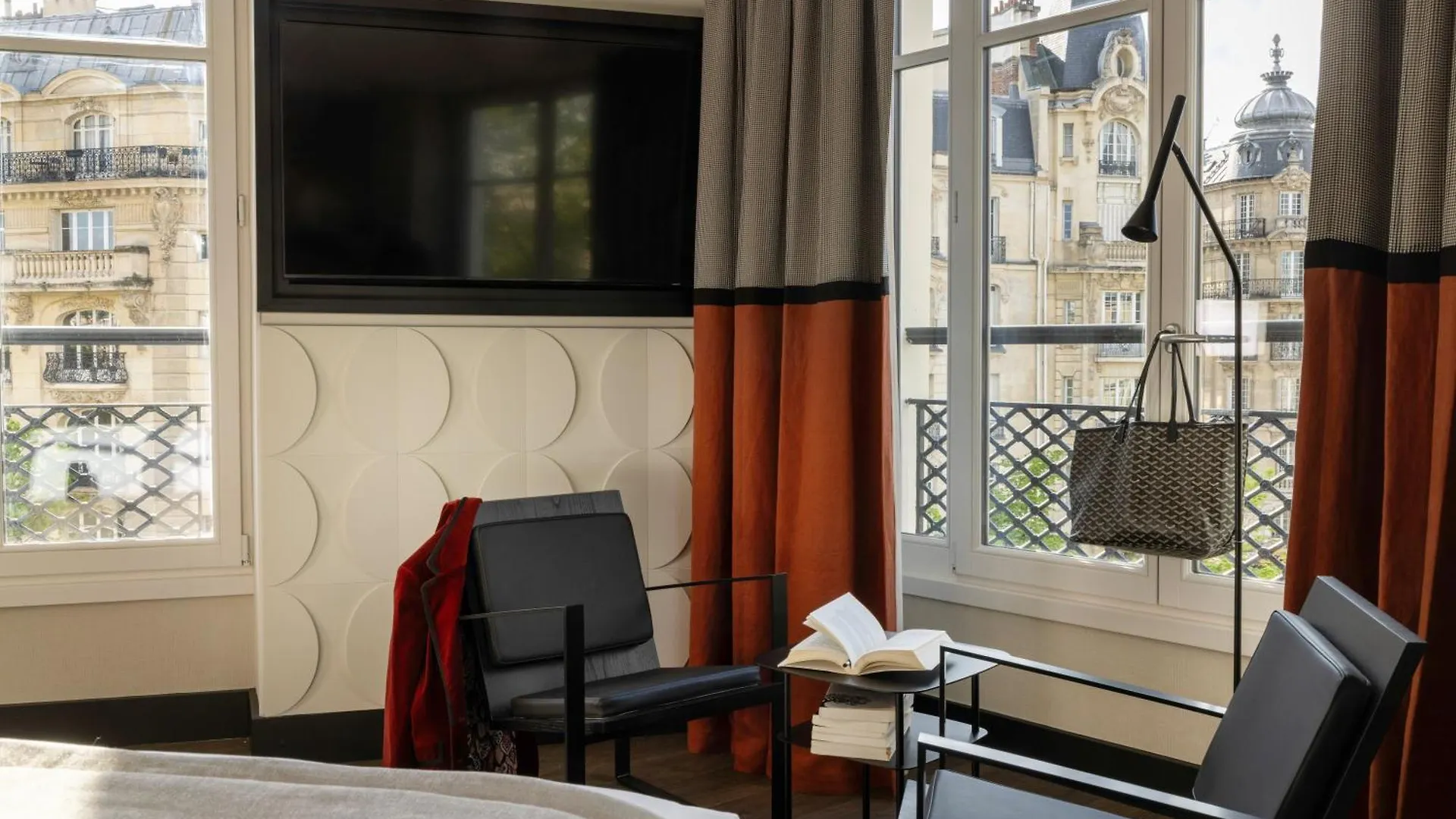 ****  Hotel Raspail Montparnasse Paris France