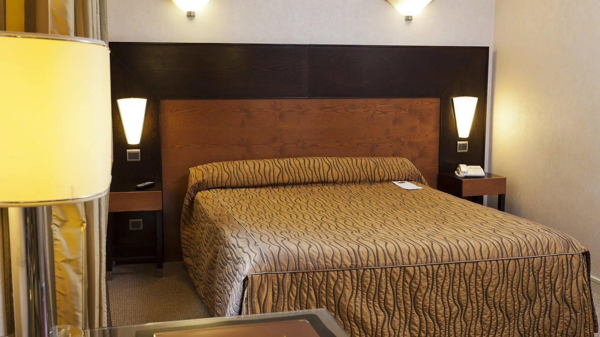 Hotel Raspail Montparnasse Paris